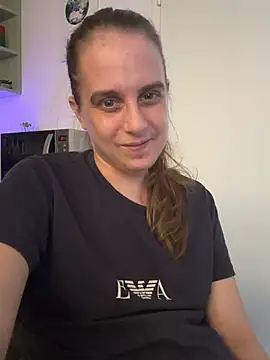 Leck meine Füße Achseln und mein arsch - ক্যাম মডেল Chantalee-এর ভিডিও