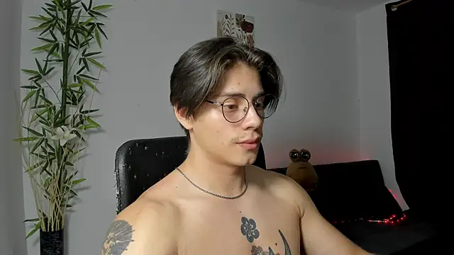 i was so horny – video od webkamerové modelky Giordano_Russo