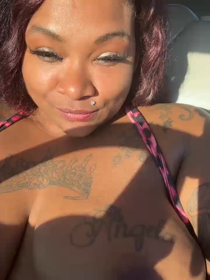 Private Show sucking dick and back shots in public. We got caught!! - ক্যাম মডেল HaloRodeoLover2-এর ভিডিও