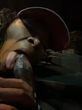 Dick suck with strangers watching 👀👀👀