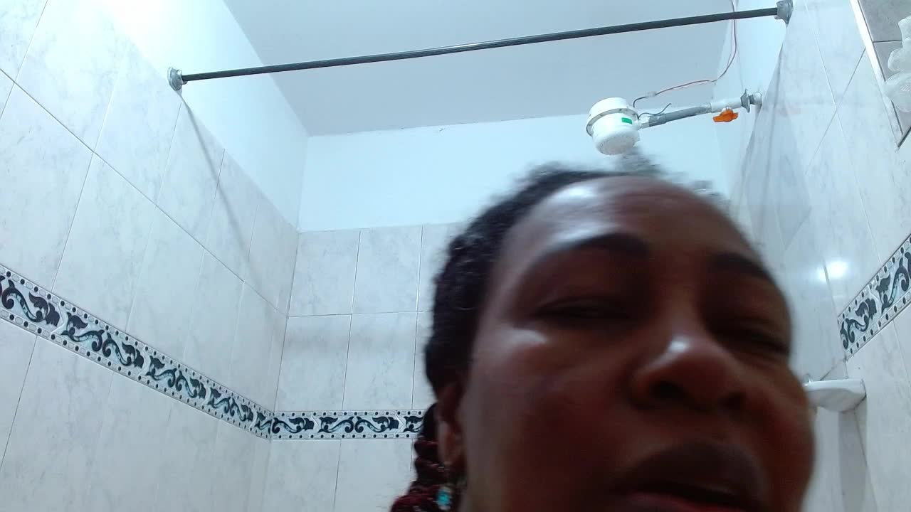 DELICIOUS SHOWER WITH ME - video by Sharon_Davis cam model