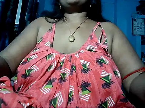 Private Show - video di Sonia9119 modella di cam