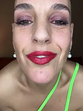 VORE FETISH: il lupo cattivo che mangia cappuccetto rosso! show pvt - Video von emprexkala Cam-Model