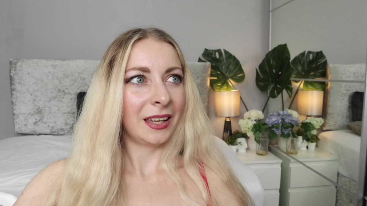 [25 Jul 11:26] Private Show - βίντεο μοντέλου Luna_Riva