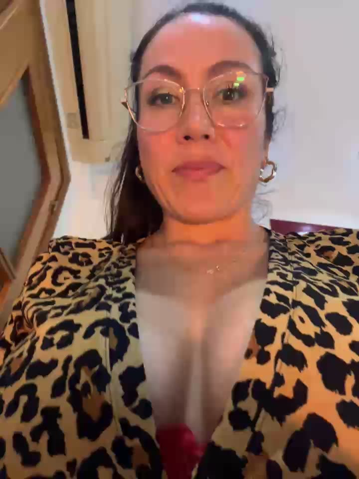 Pvt show cum on My naked body and feet muak! - 視頻由 angelitasexy81 主播提供