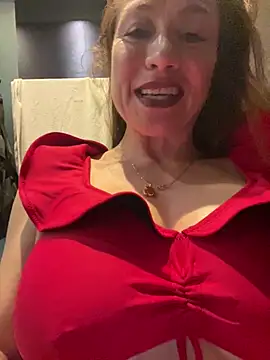 Pvt tits out for you lick me, mis senos enteritos para ti - video by angelitasexy81 cam model