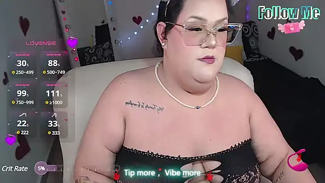 Fuck me❤️💦 - video by GiannaMorrys cam model