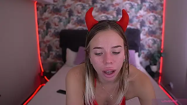 anal and squirt - video by Sexy_Ira cam model