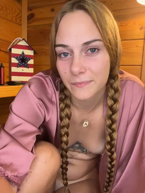 Cabin Fever Private Show - video by AlexisBootie19 cam model