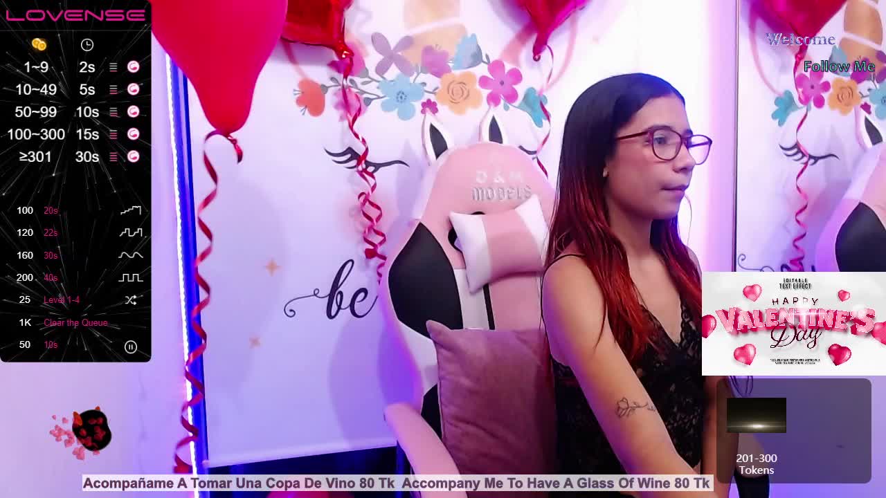 Faging my ass with my fingers in Valentine - video by moly_cherry cam model