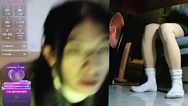 [22 Dec 02:17] Private Show - vídeo de la modelo de cam CrytinaSissyCrossdress