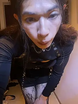 [12 Apr 23:52] Public Show