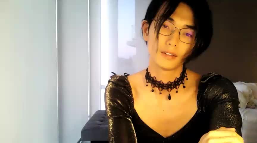 [22 May 20:17] Private Show – видео вебкам-модели CrytinaSissyCrossdress