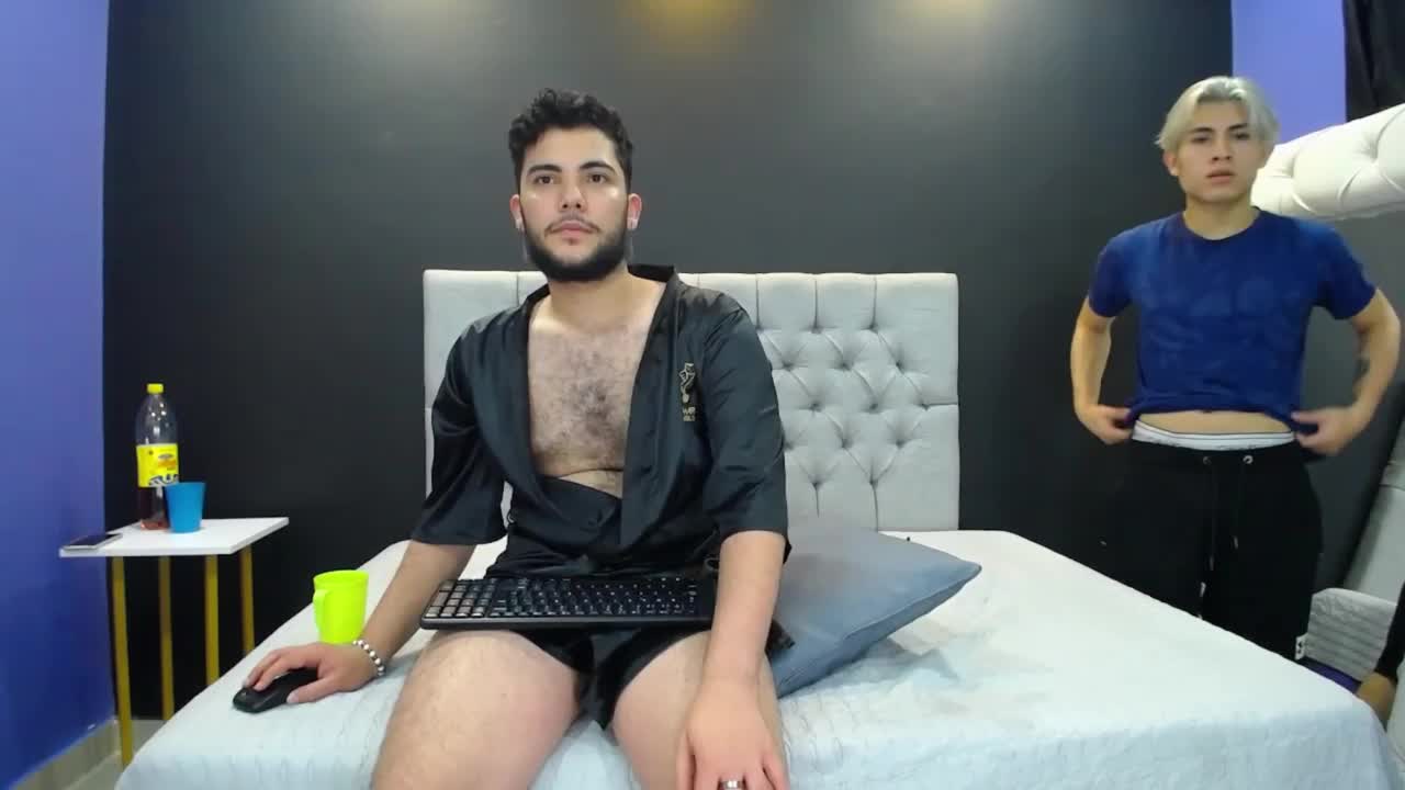 domination and cum - video Bruno_x_Alex kameramallilta