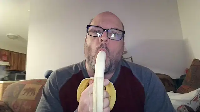 [15 Nov 19:50] Public Show - video Ursulet_US kameramallilta