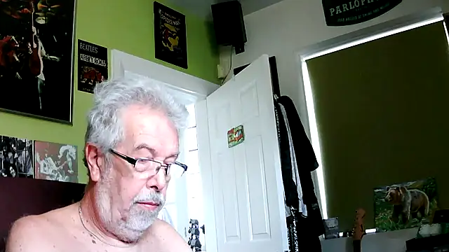 [14 Mar 13:10] Private Show - dirtyharry2022 캠 모델의 동영상