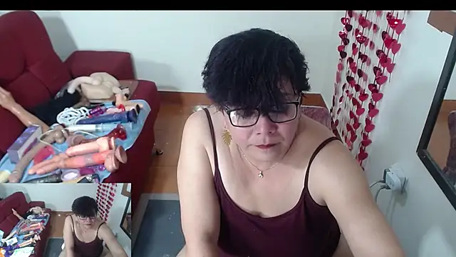 My bull - video by angelitolove727 cam model