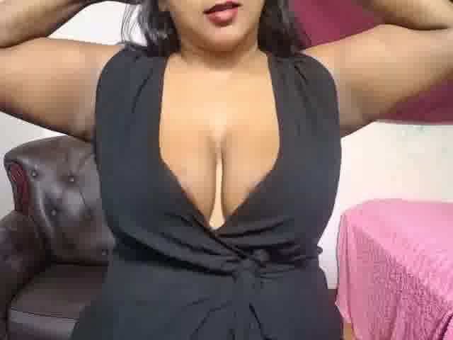 armpit smelling and pussy play - video by naughtyjaanu cam model