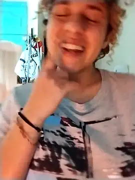 someone's girlfriend - video av EmmaMelissa0521 cam-modell