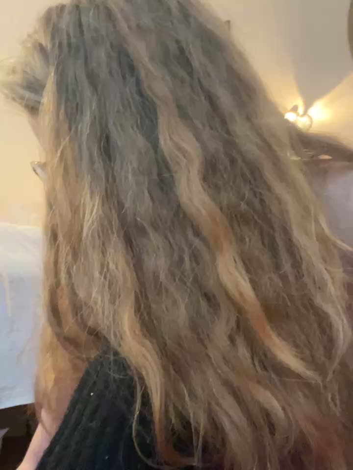 RIDE DILDO IN Private Show