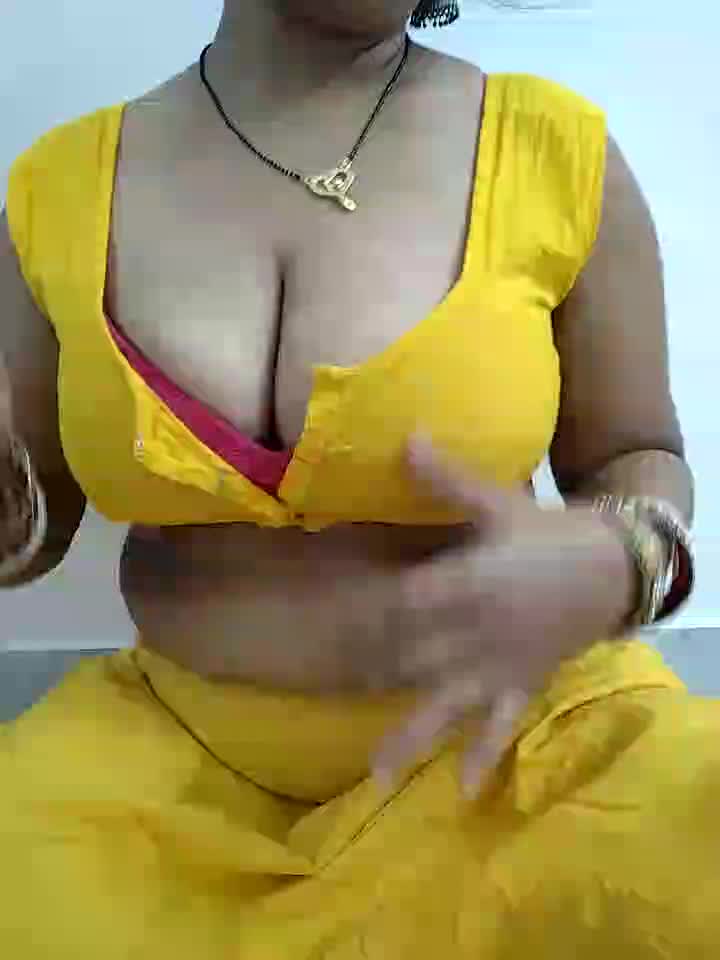 [5 May 01:32] Private Show - video by monabhabi22 cam model