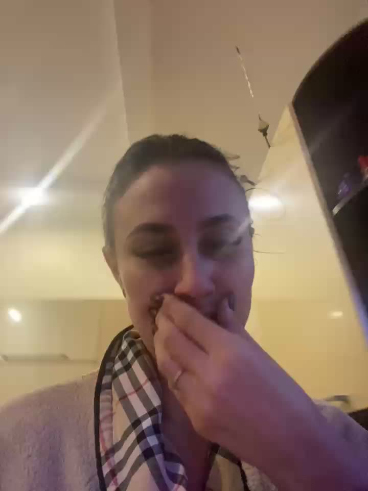 [8 Dec 02:55] Private Show with Nastya - ক্যাম মডেল Flossy_Vettie-এর ভিডিও