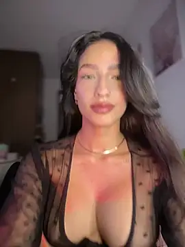 Fucked against the wall – видео вебкам-модели DulceLenns