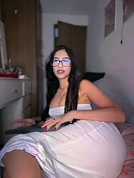 You touch my pussy go good!