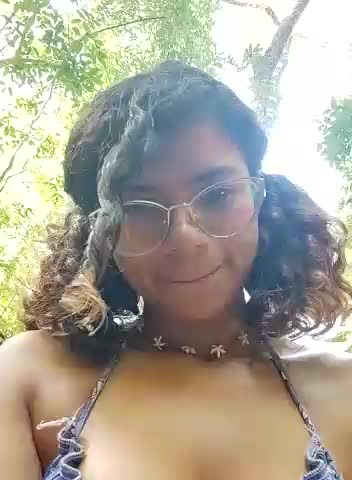 Spit show－カメラキャストのSimone_Millerの動画