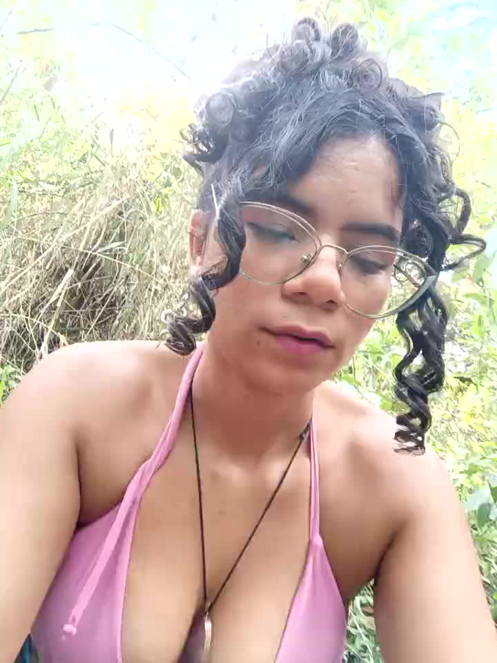 Xxx－カメラキャストのSimone_Millerの動画