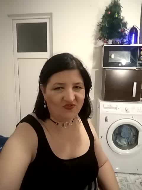 Private Show - video oleh RidemerafSuzana kamera model