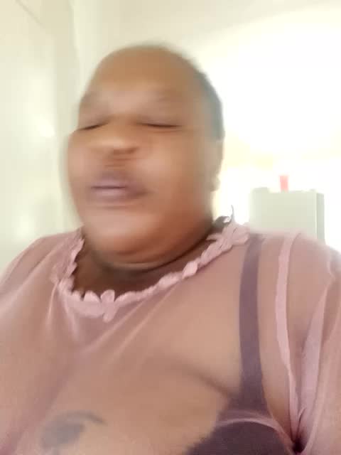 sexy hnnn - video by XSEXYBBW69X cam model