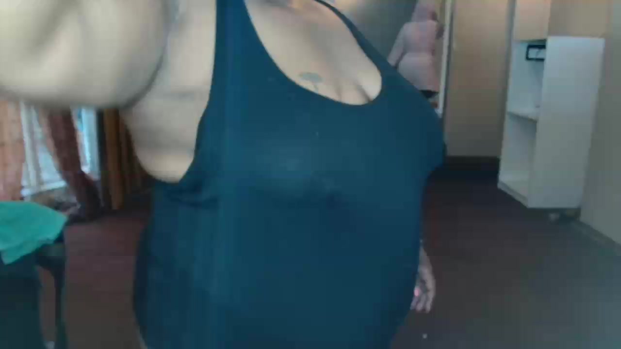 gang bang - video by XSEXYBBW69X cam model