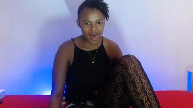 [24 May 21:17] Private Show - video by BlondQ2003 cam model