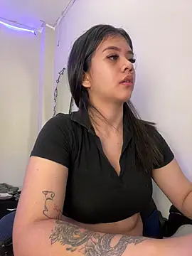LET ME RIDE ON YOU!! - vídeo de la modelo de cam Alhanna_