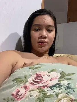 [7 Apr 03:36] Private Show - відео від вебкаммоделі Hebefemme