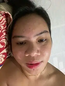 [14 Apr 16:34] Private Show - відео від вебкаммоделі Hebefemme