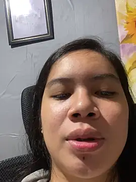 [21 May 10:31] Private Show - відео від вебкаммоделі Hebefemme