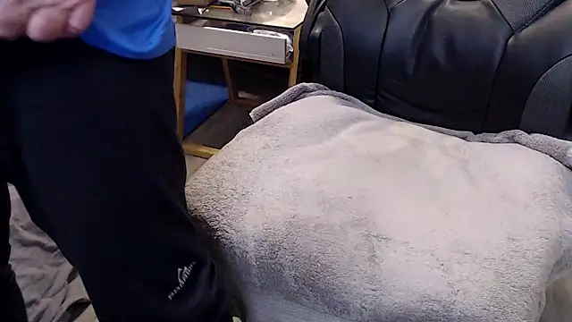 [25 Jan 06:04] Private Show — filmik rockpoint69, modela(-lki) na kamerkach