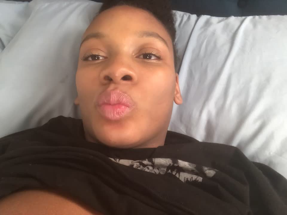 Let me ride u pov pvt - video by EatSweetMolly cam model