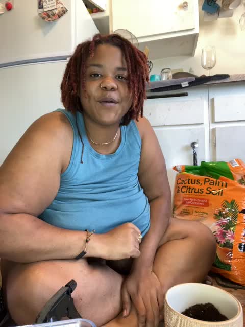 Private Show: thighs. Ass ,  hairy pussy  view in doggy , twerking , asshole - clip cu HEARTBREAKBRE