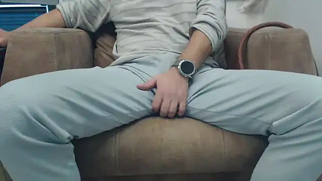 HORSE DICK CUM - video by masterxmonster cam model