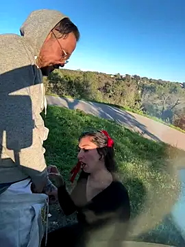 Je suce Mr en exhib 🤓🌳🚗 - فيديو من Amani_thewolf موديل الكام