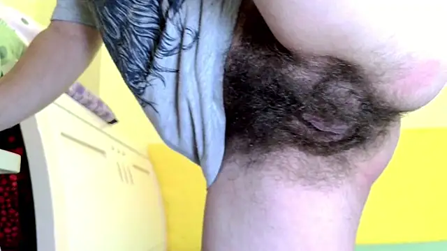 open hairy pussy and mouth - video by MercyLove cam model