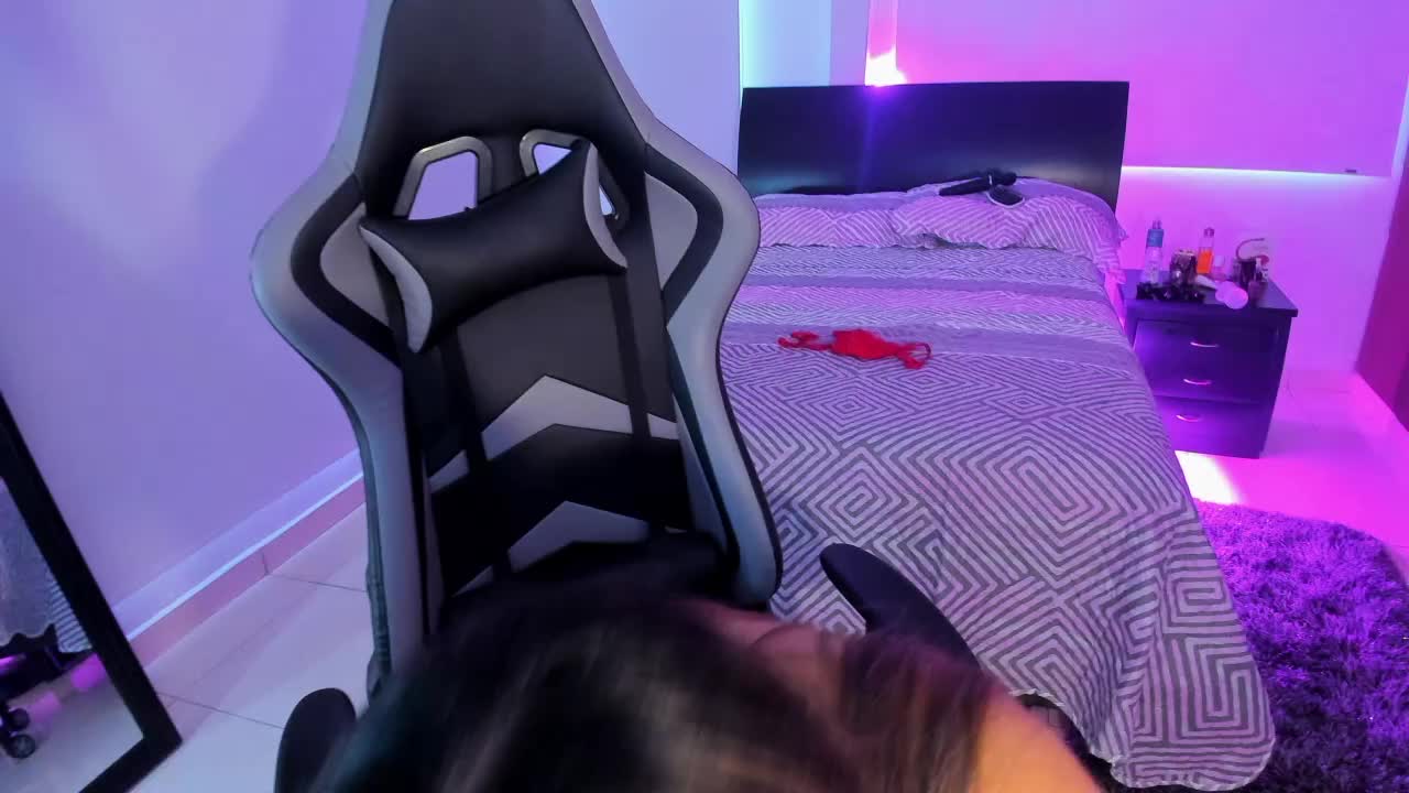 Anal show and dildo pussy bby - ক্যাম মডেল emily_fox1-এর ভিডিও