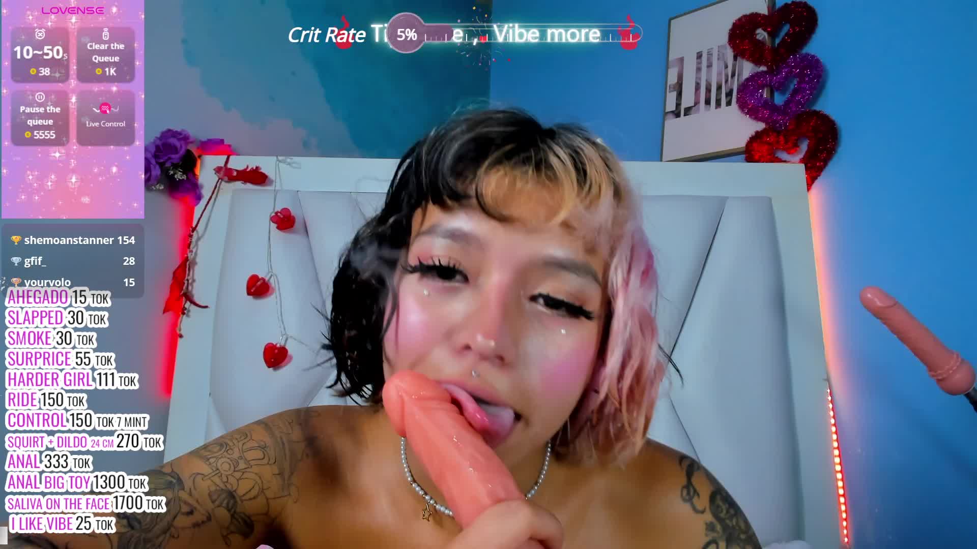 So you can imagine what I'd look like on top of you - vidéo du modèle de showcams katalina_garcia