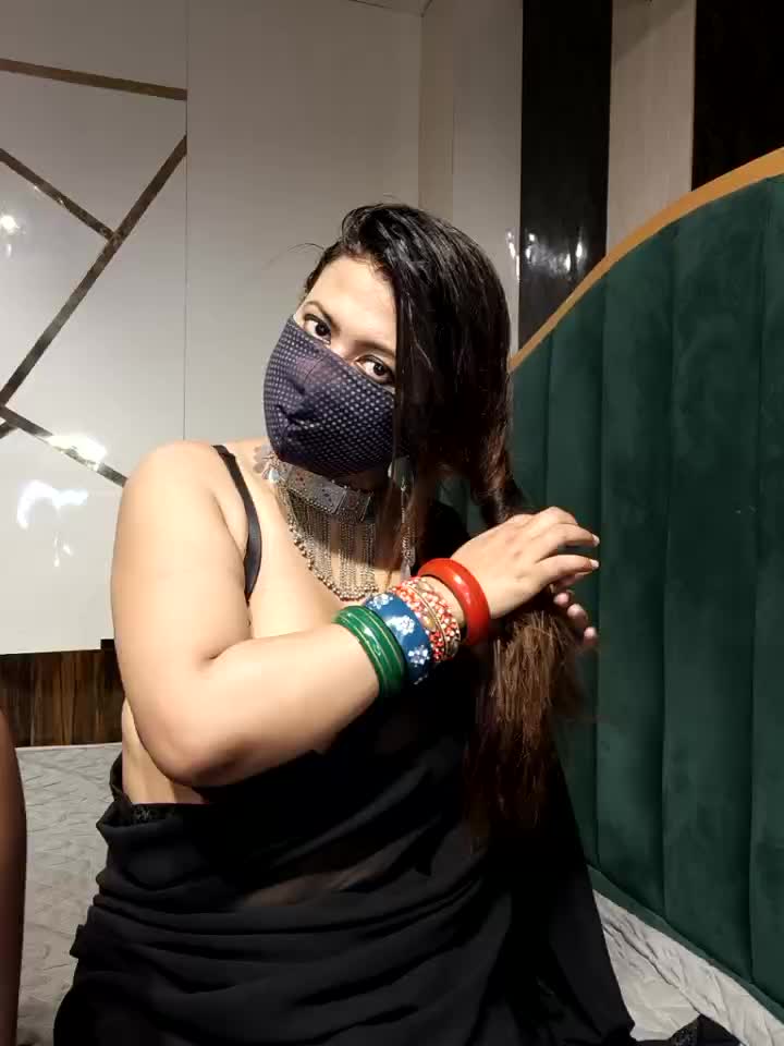 Solo dildo fuck - video by Indian_Lisa cam model