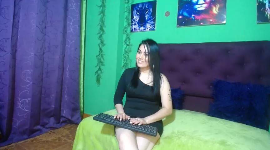 naturally authentic - video Tania_mature kameramallilta