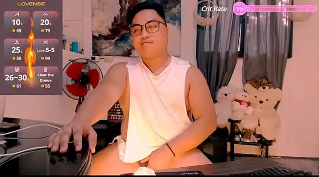 [16 Nov 07:30] Private Show ROLE PLAY FISRT TIME FUCK MY HOT ASS AND CUM A  LOT - clip cu Hardking_69 model videochat