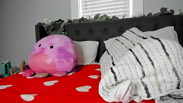LOTION PLAY [9 Mar 17:10] Private Show - video by alliecat_94 cam model